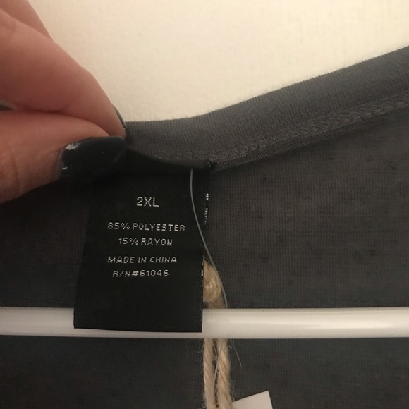 Long sleeved Henley style top - Picture 2 of 2